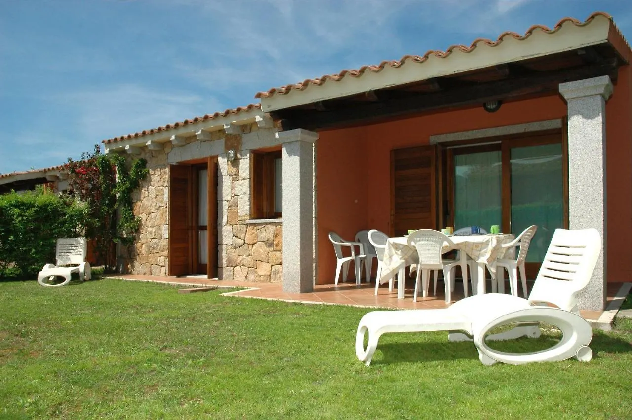 Bouganvillae2 San Teodoro